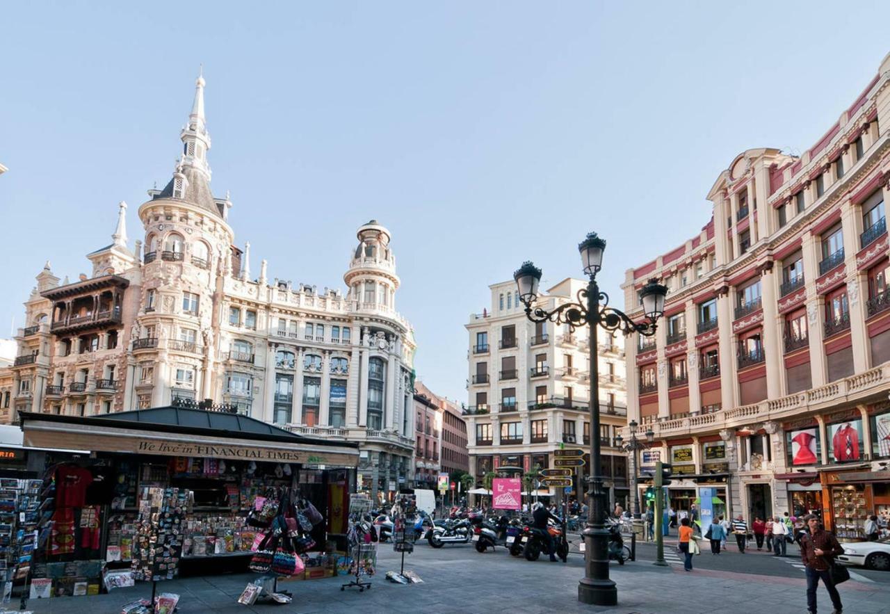 Atico En El Centro De Madrid - Calle Jardines Экстерьер фото